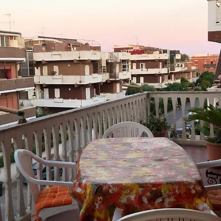 Marina D'ardea Vista Mare Apartment *
